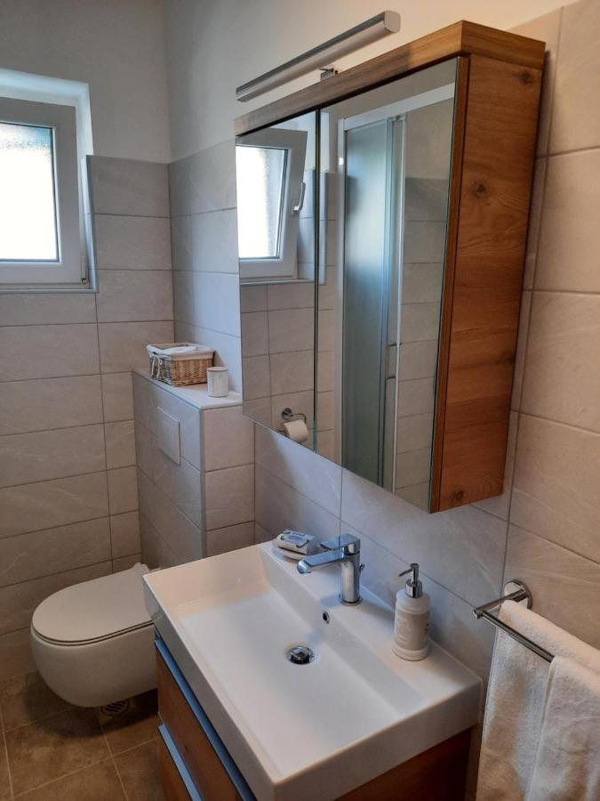 Apartman Laura M Vodice Exterior photo